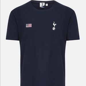 Tottenham Hotspur, USA Flag Navy T-Shirt. Size XL.